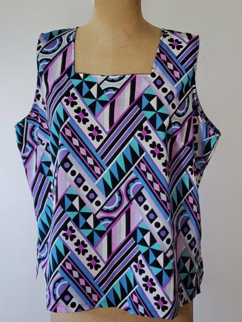 Bob Mackie XL Cami Tank Blouse Vintage Jewel Wearable Art Pattern Square Neck